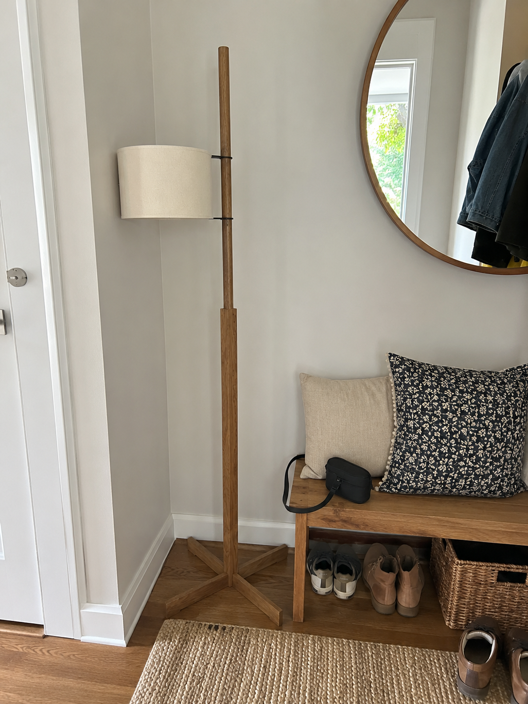August | Nordic Solid Wood Adjustable Floor Lamp