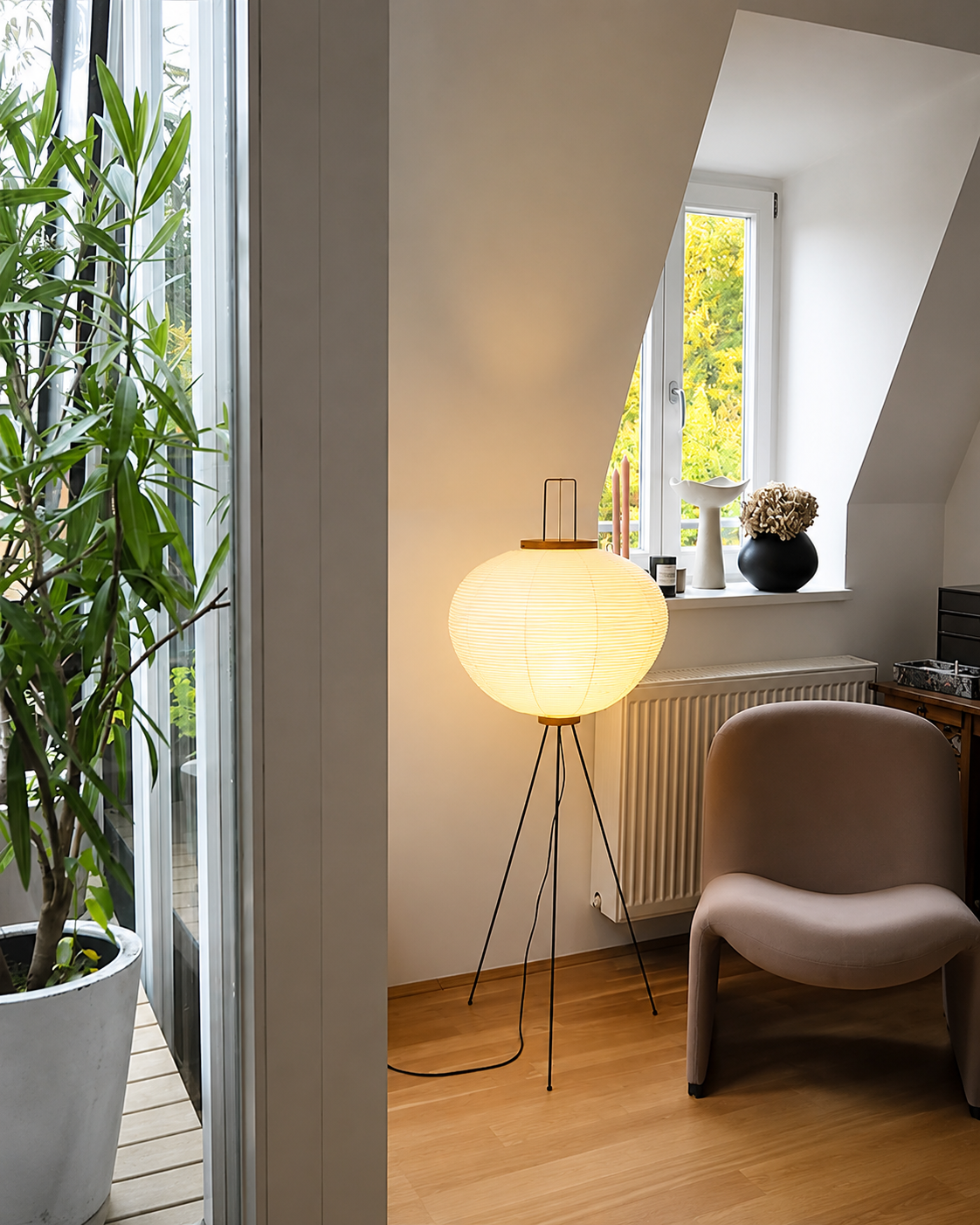 Kaito | Japanese Rice Paper Lantern Floor Lamp