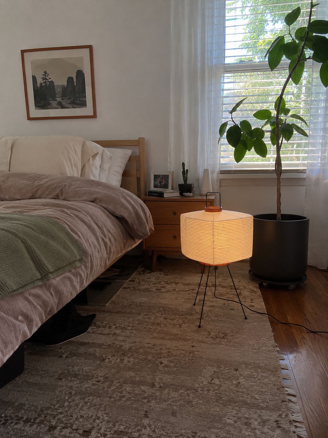 Hiro | Square Rice Paper Table Lamp