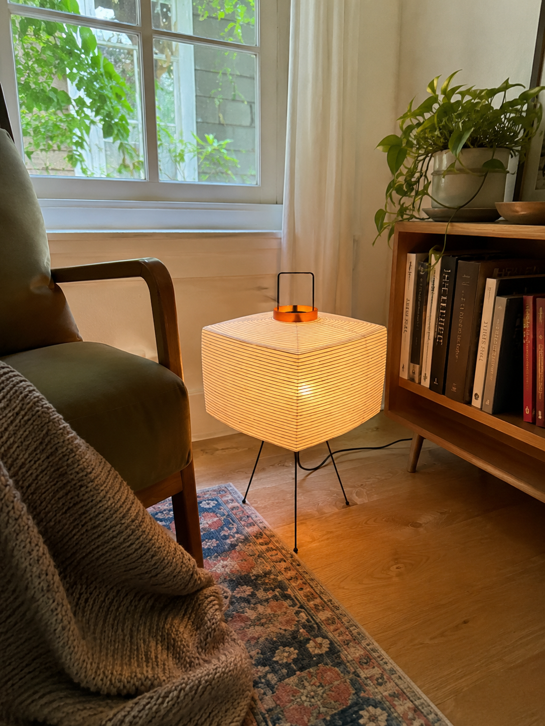 Hiro | Square Rice Paper Table Lamp