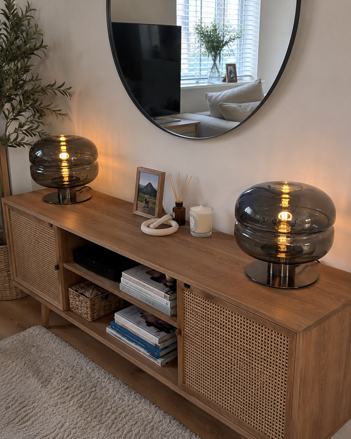 Simone | Postmodern Glass Table Lamp