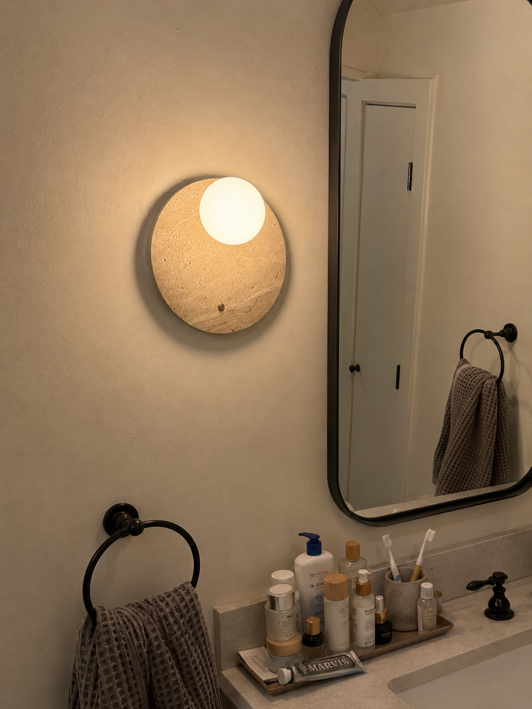 En | Travertine Round Wall Sconce