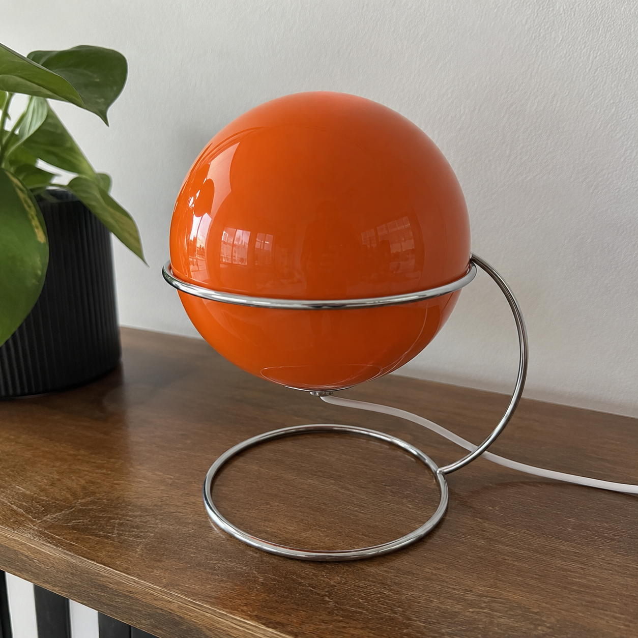 Seren | Modern Glass Coffee Table Lamp