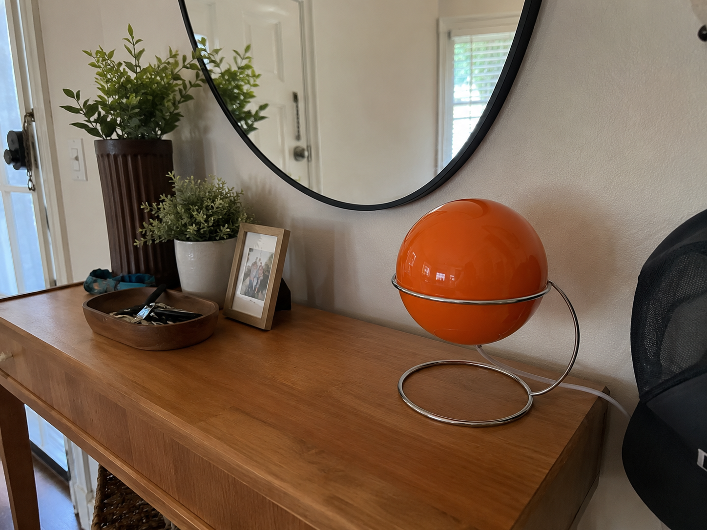 Seren | Modern Glass Coffee Table Lamp
