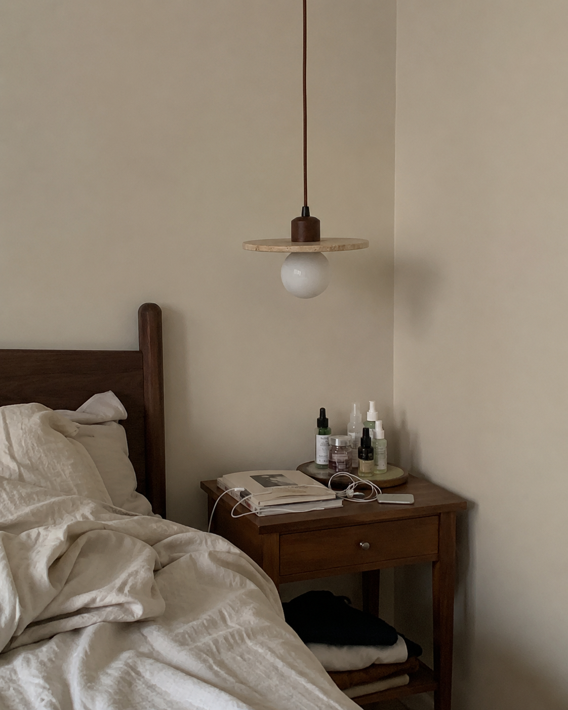 Piatto | Travertine Disc Pendant Light