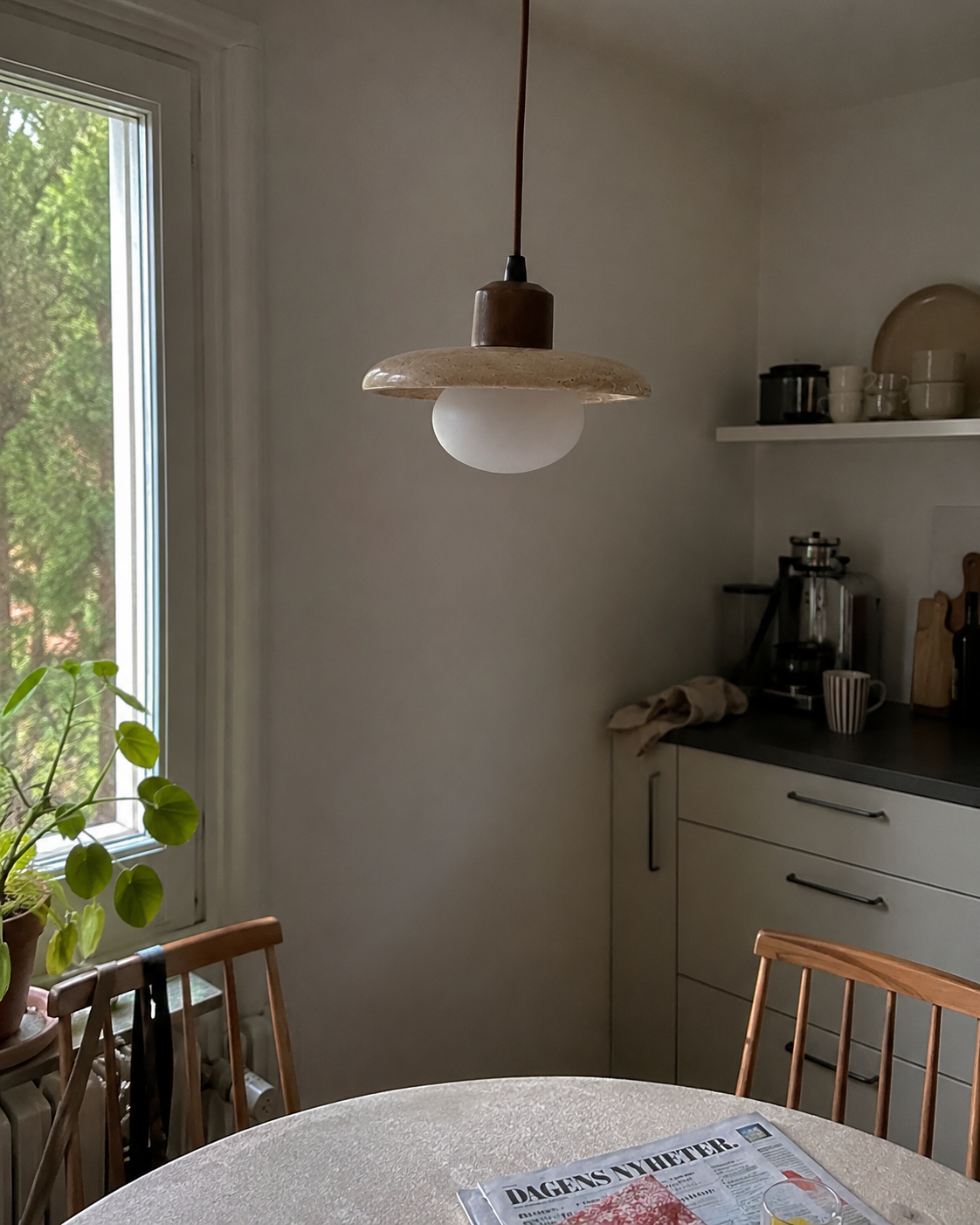 Sara | Travertine Disc Pendant Light