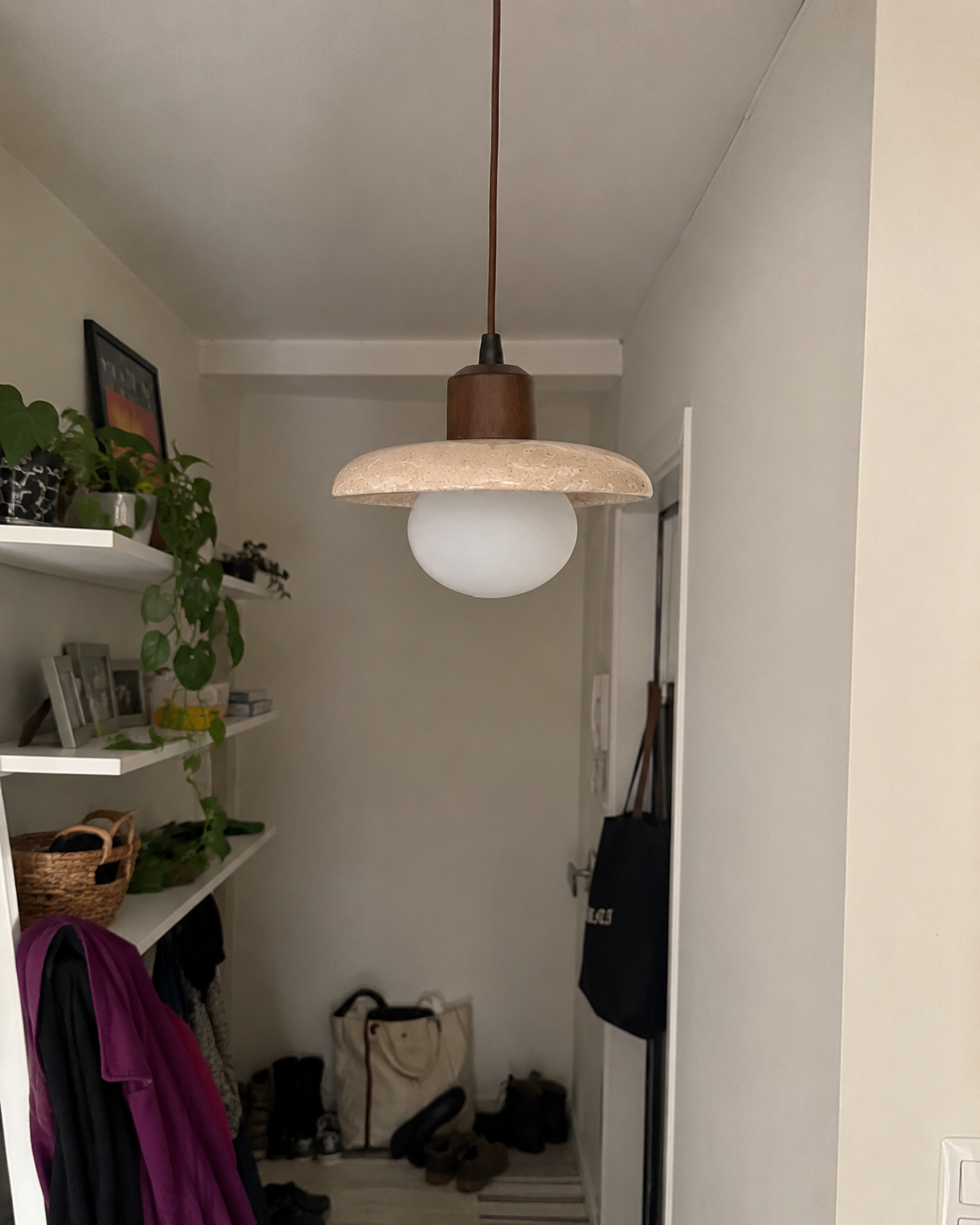 Sara | Travertine Disc Pendant Light