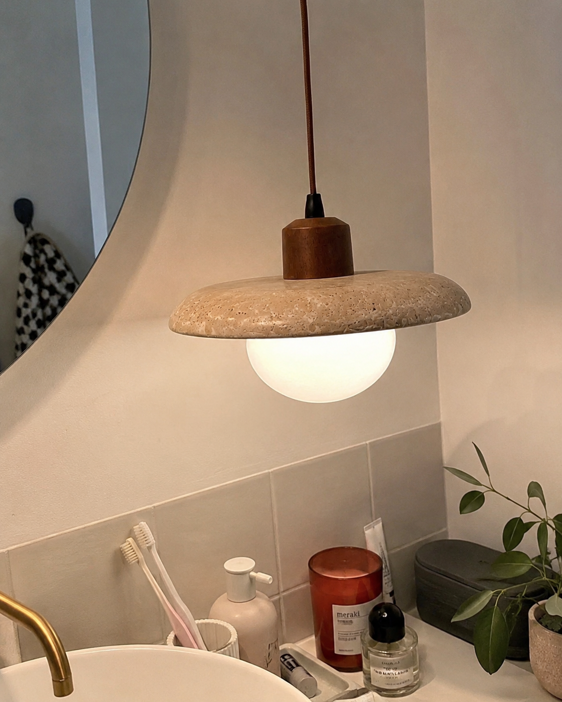 Sara | Travertine Disc Pendant Light