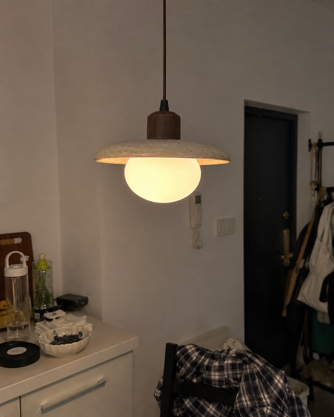 Sara | Travertine Disc Pendant Light