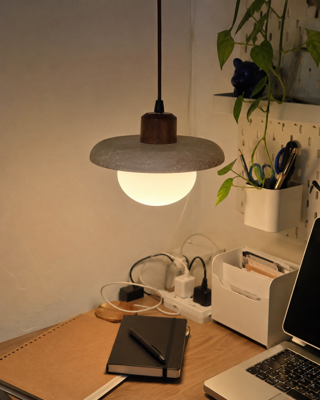 Sara | Travertine Disc Pendant Light