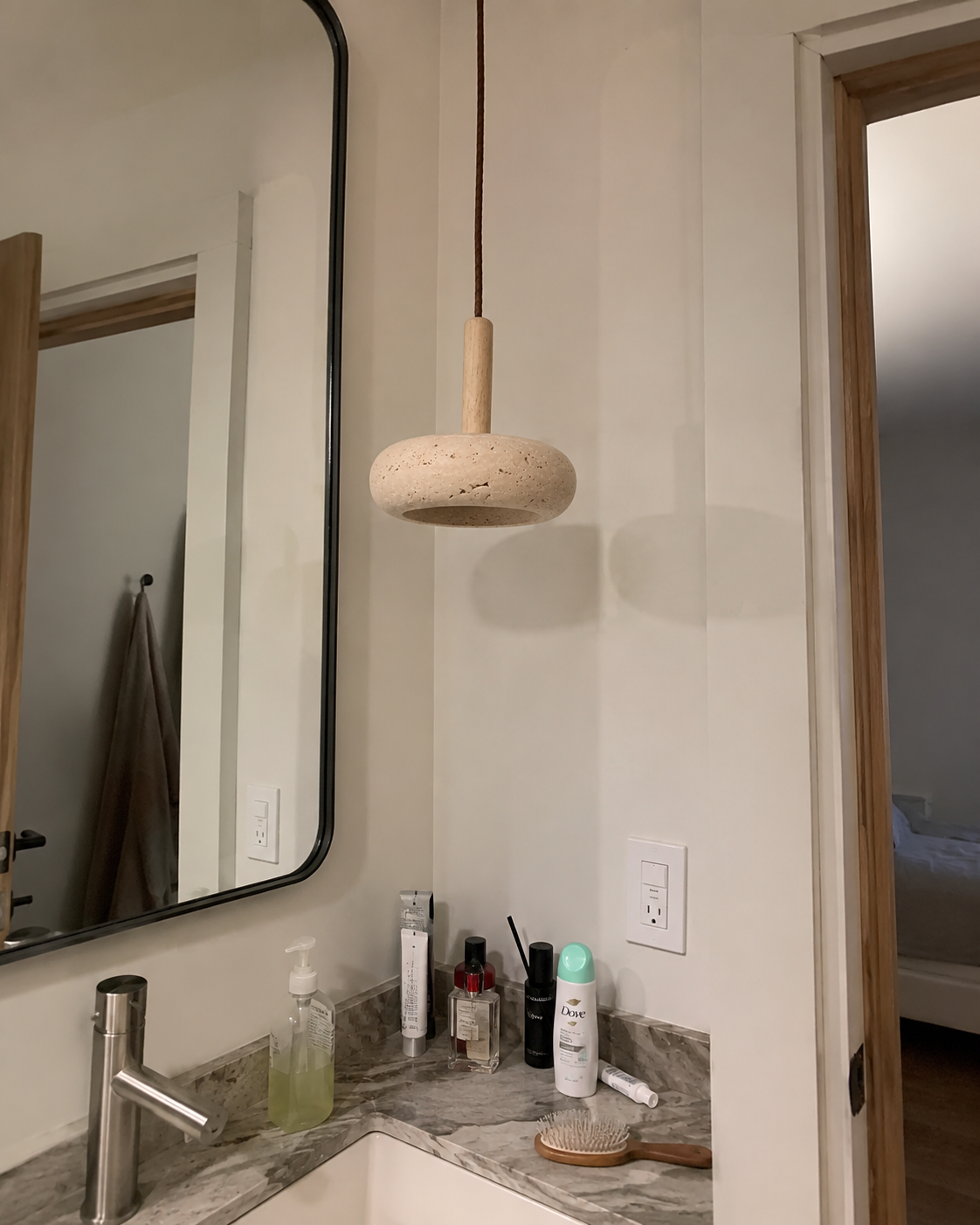 Lune | Travertine Ring Pendant Light