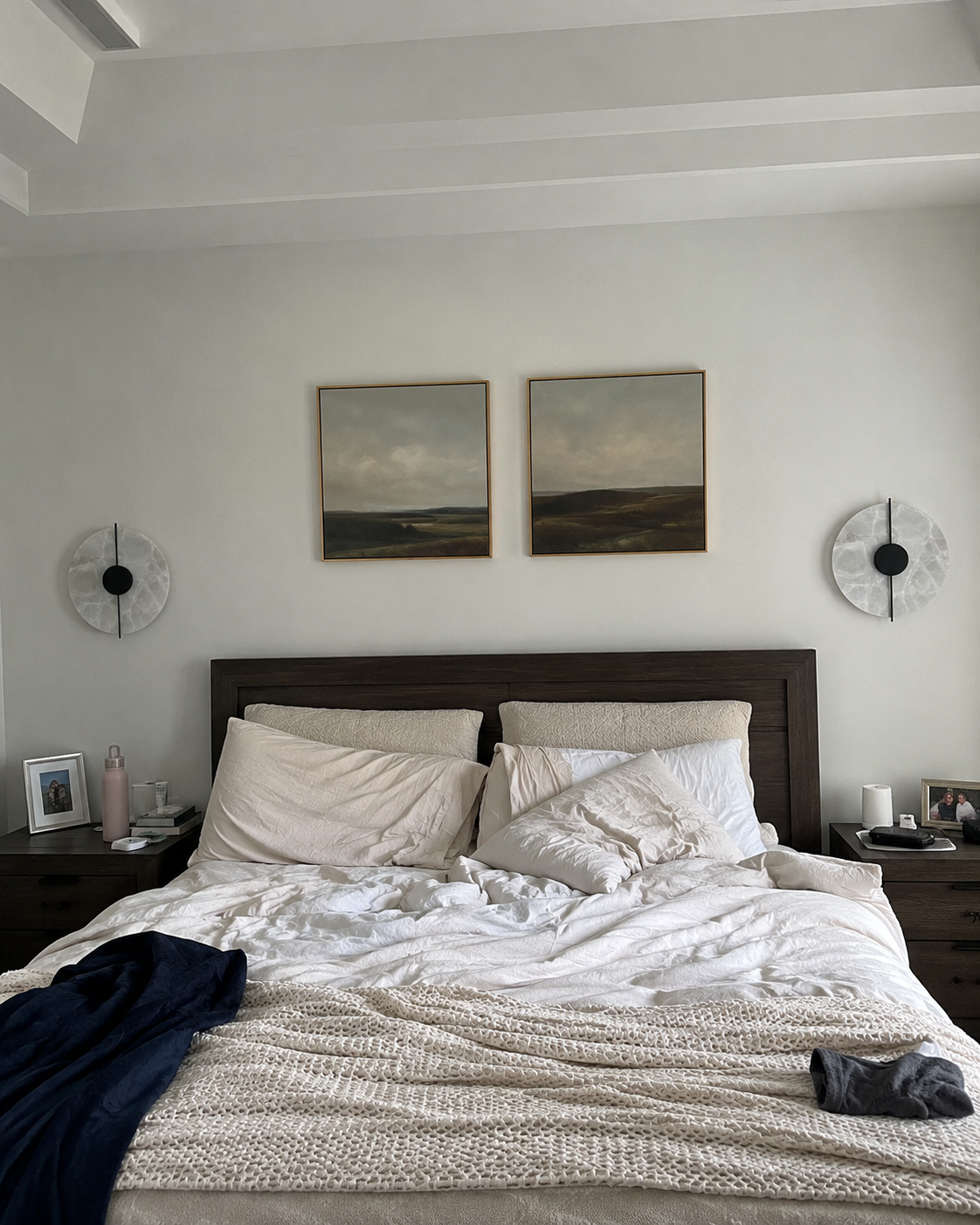 Eclipse | Round Marble Wall Sconce