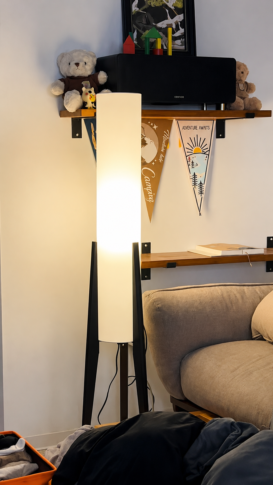 Willow | Japanese Wood Floor Lamp