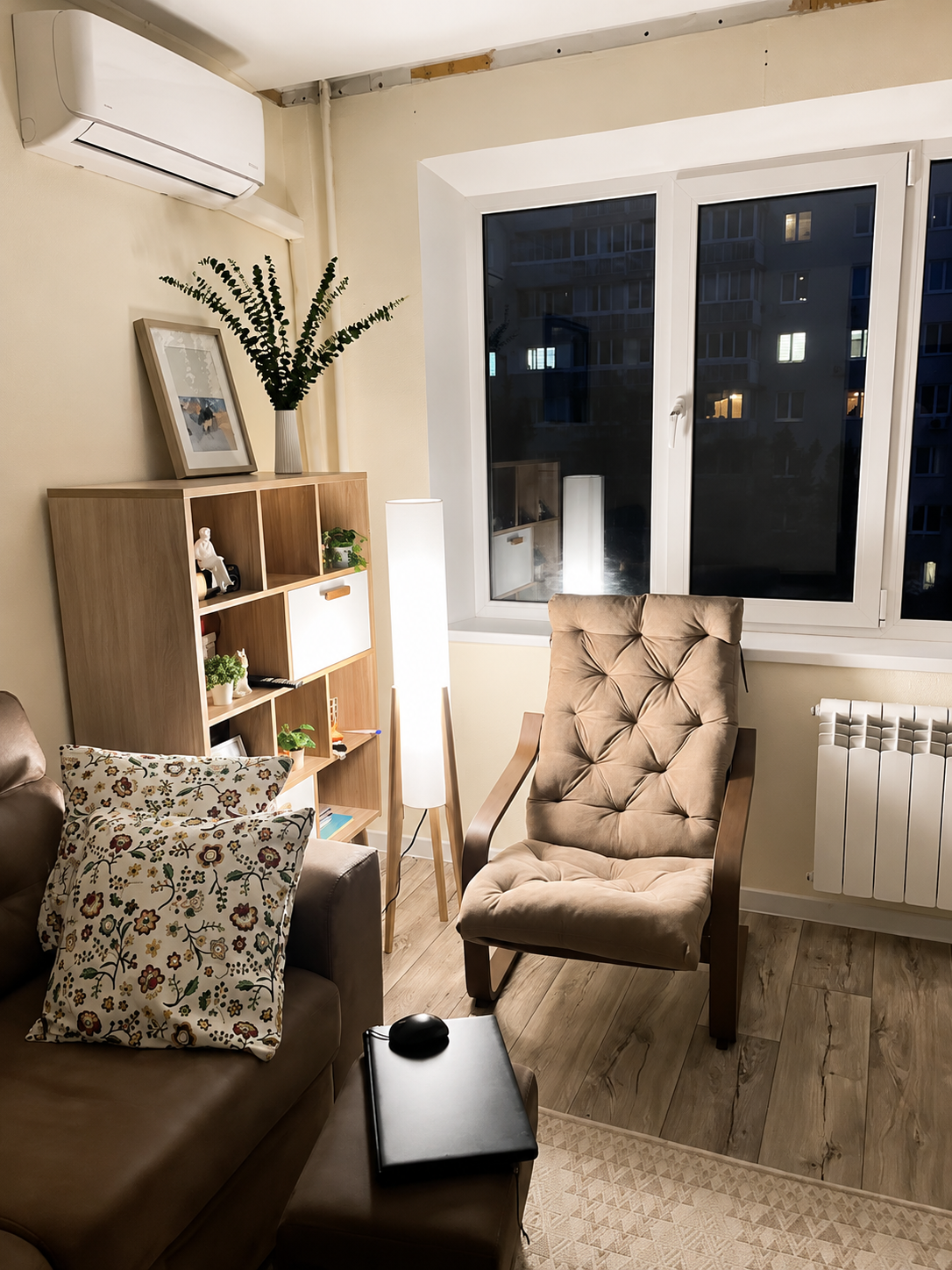 Willow | Japanese Wood Floor Lamp
