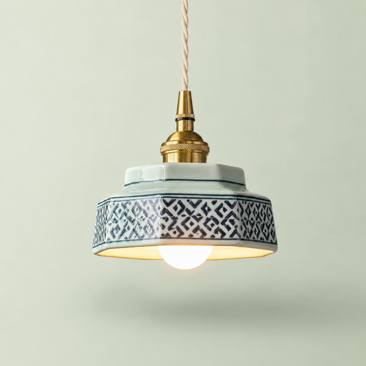 Taro | Retro Ceramic Pendant Light