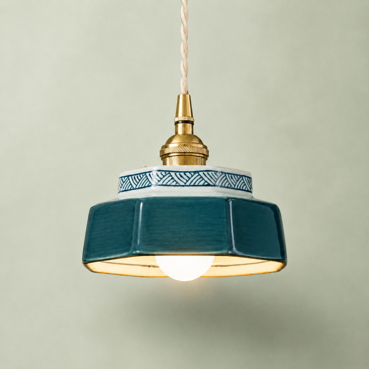 Taro | Retro Ceramic Pendant Light