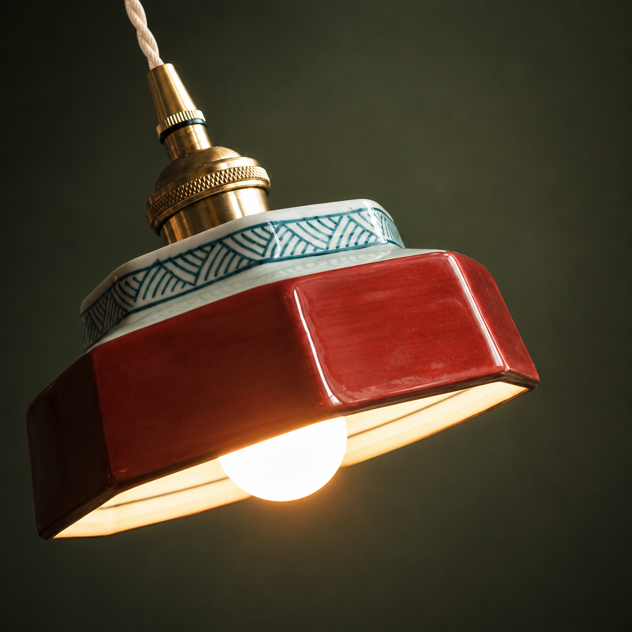 Taro | Retro Ceramic Pendant Light