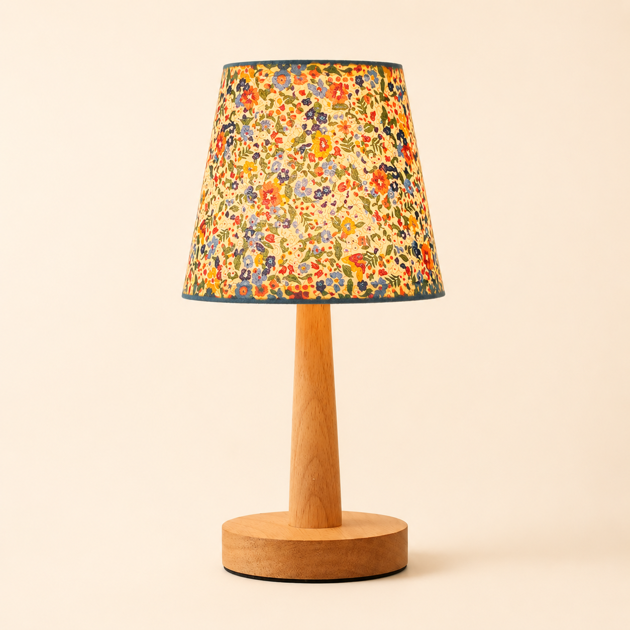 Flora | Nordic Wooden Bedside Lamp