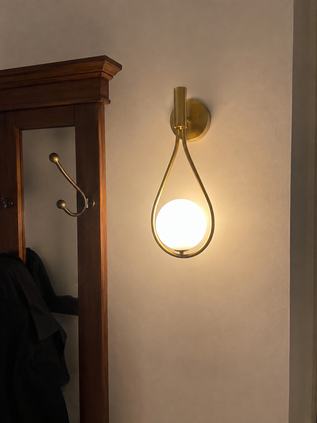 Luna |Drop Glass Ball LED Wall Sconce