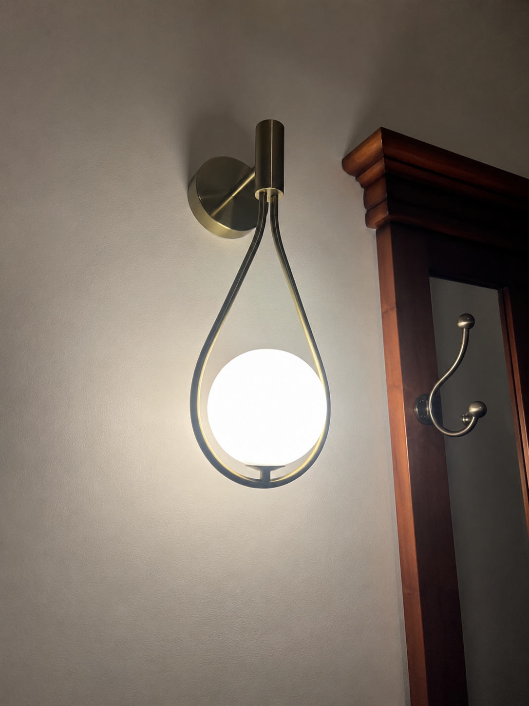 Luna |Drop Glass Ball LED Wall Sconce