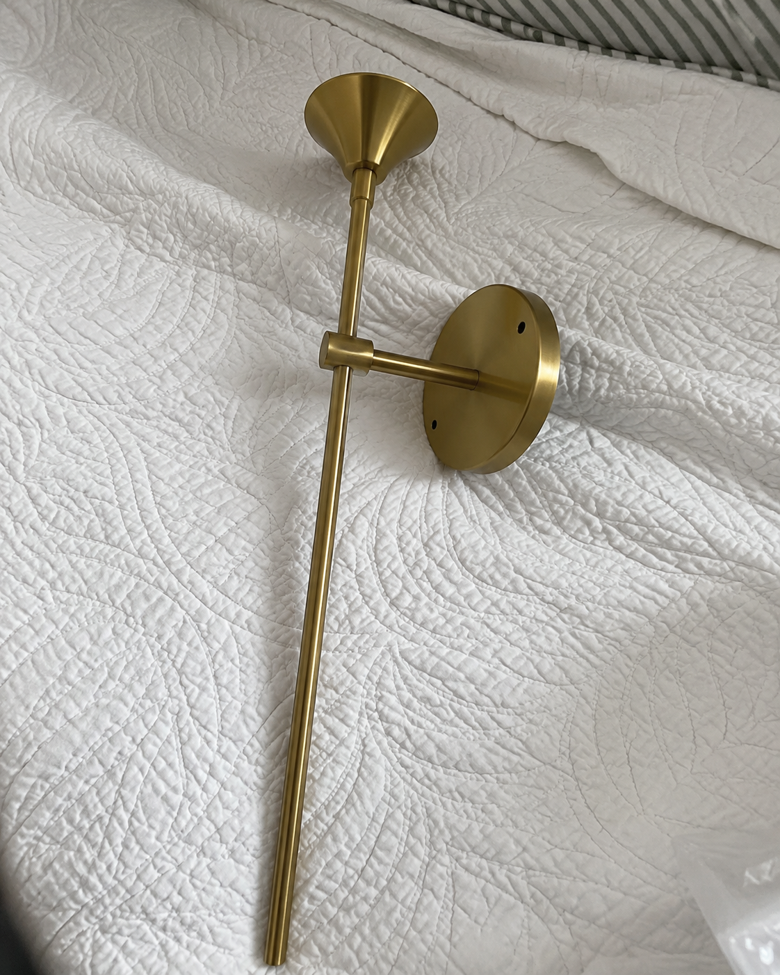 Aurelia | Globe Wall Sconce