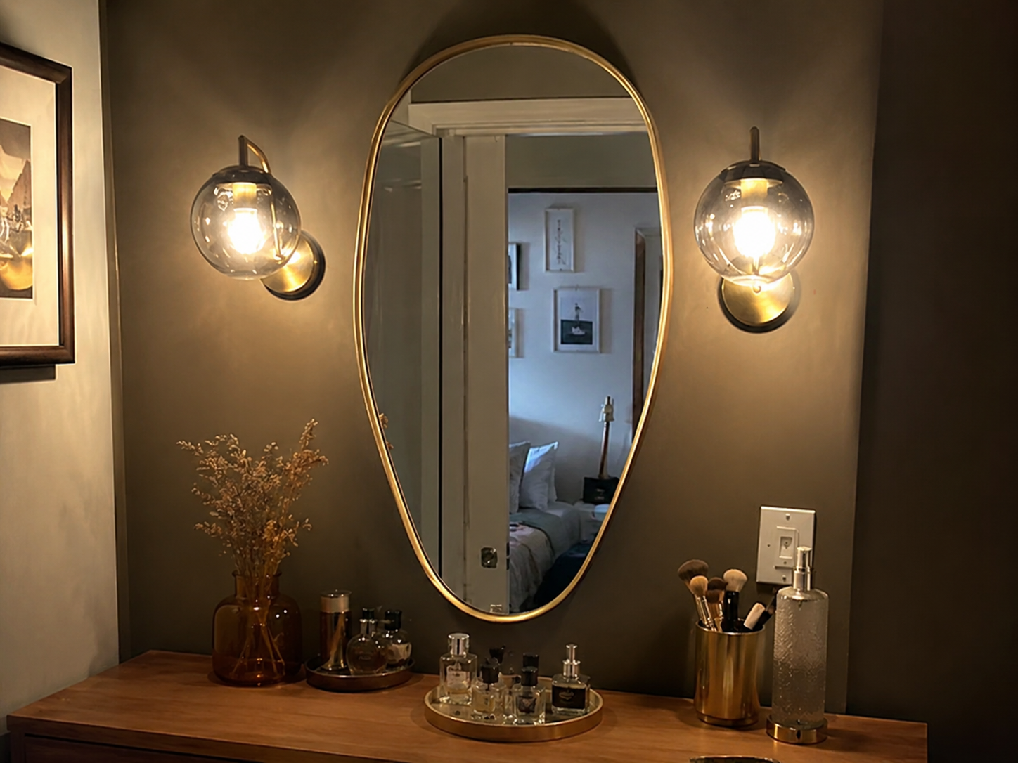 Amelia | Glass Wall Sconce