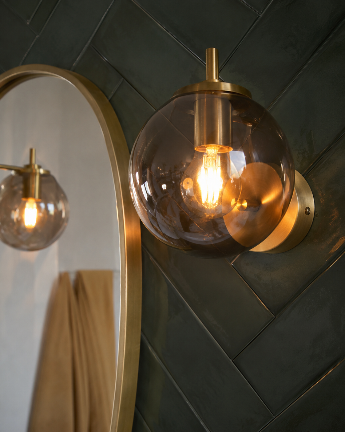 Amelia | Glass Wall Sconce