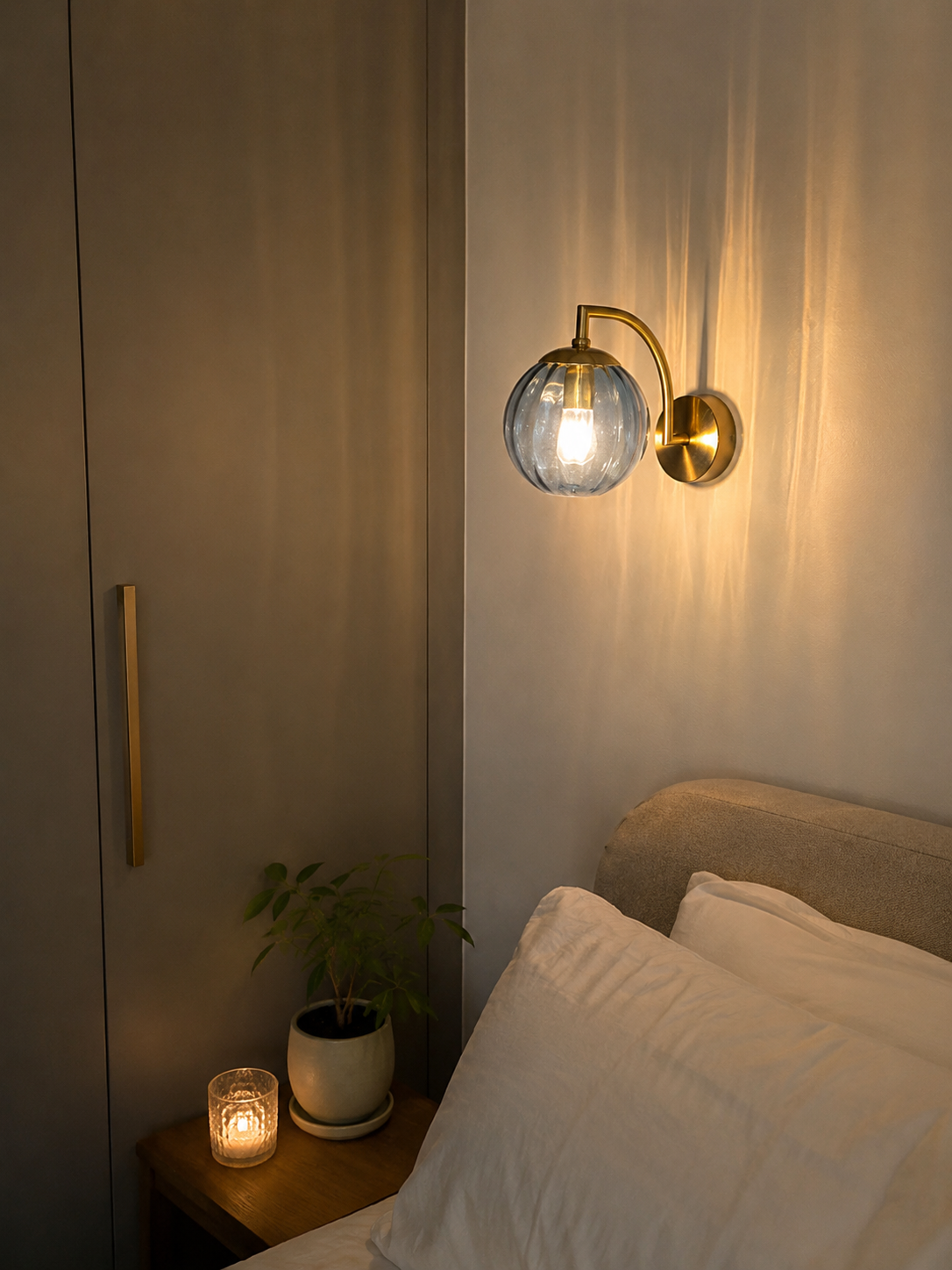 Amelia | Glass Wall Sconce