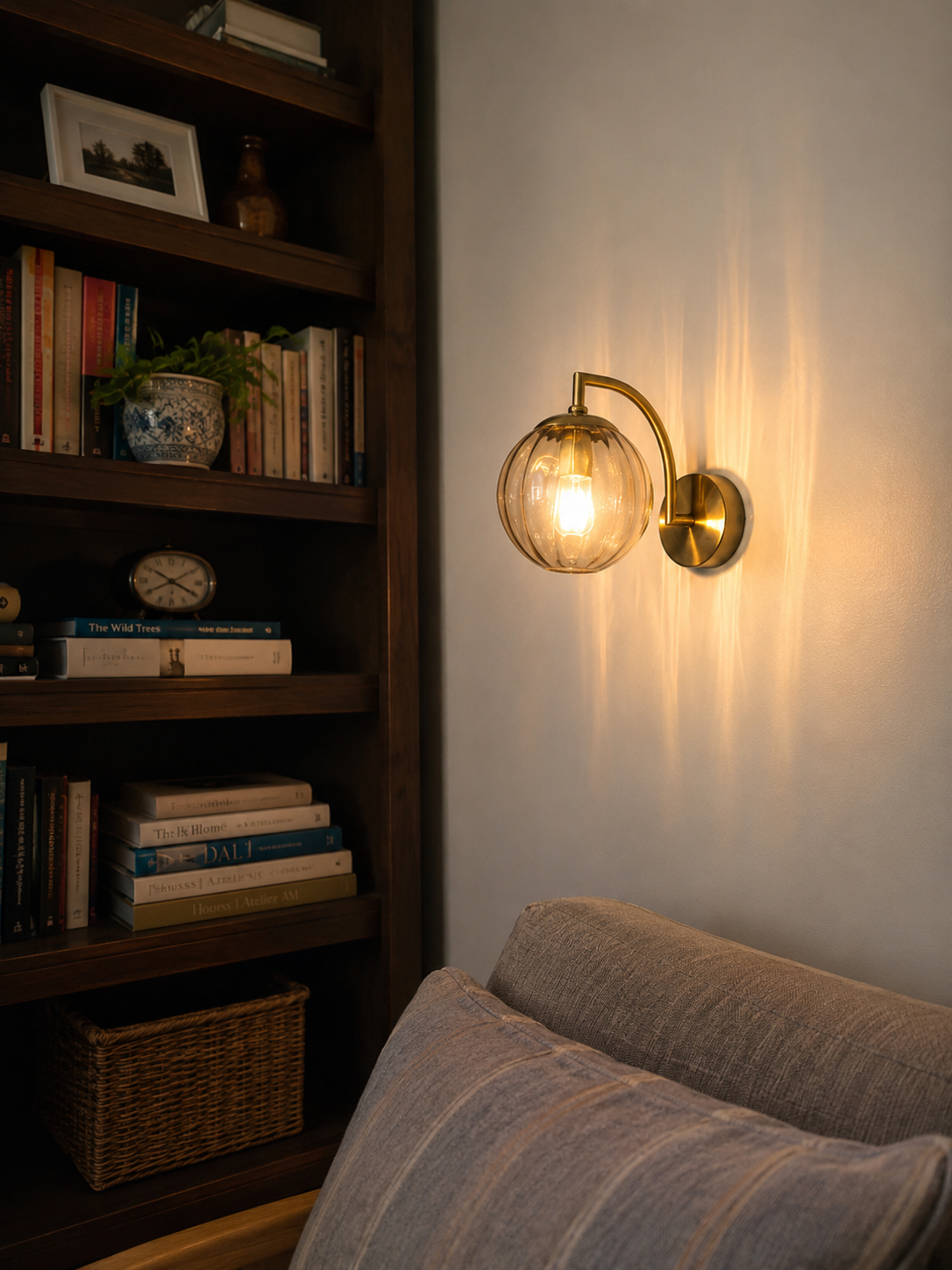 Amelia | Glass Wall Sconce