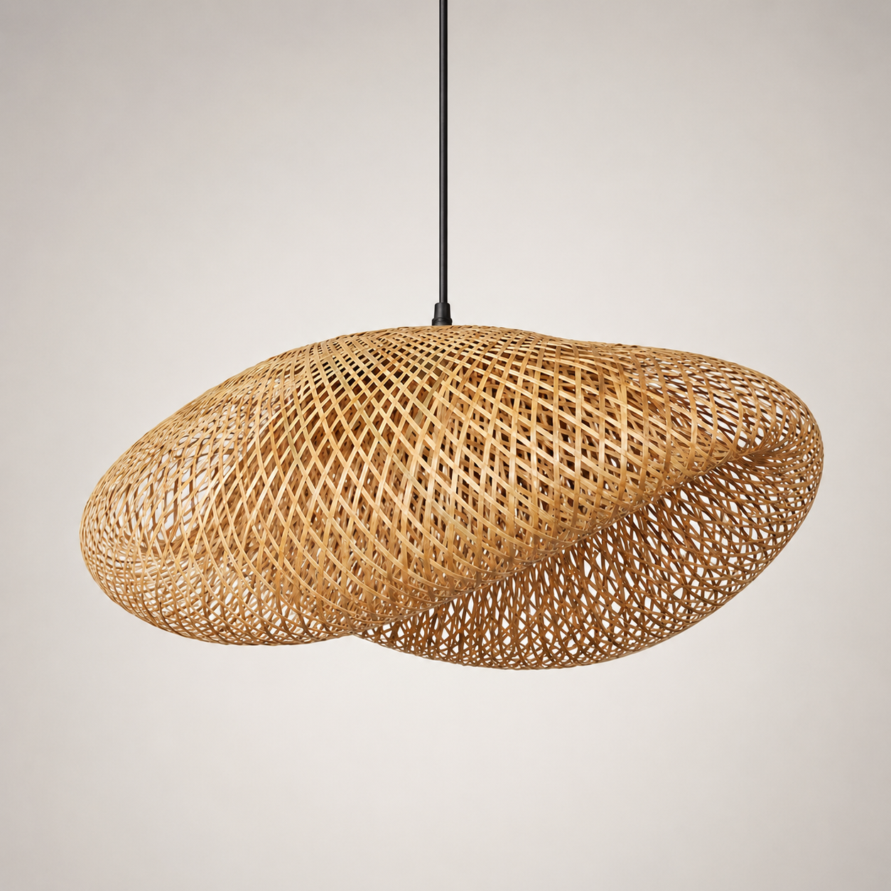 Nido | Woven Bamboo Pendant Light