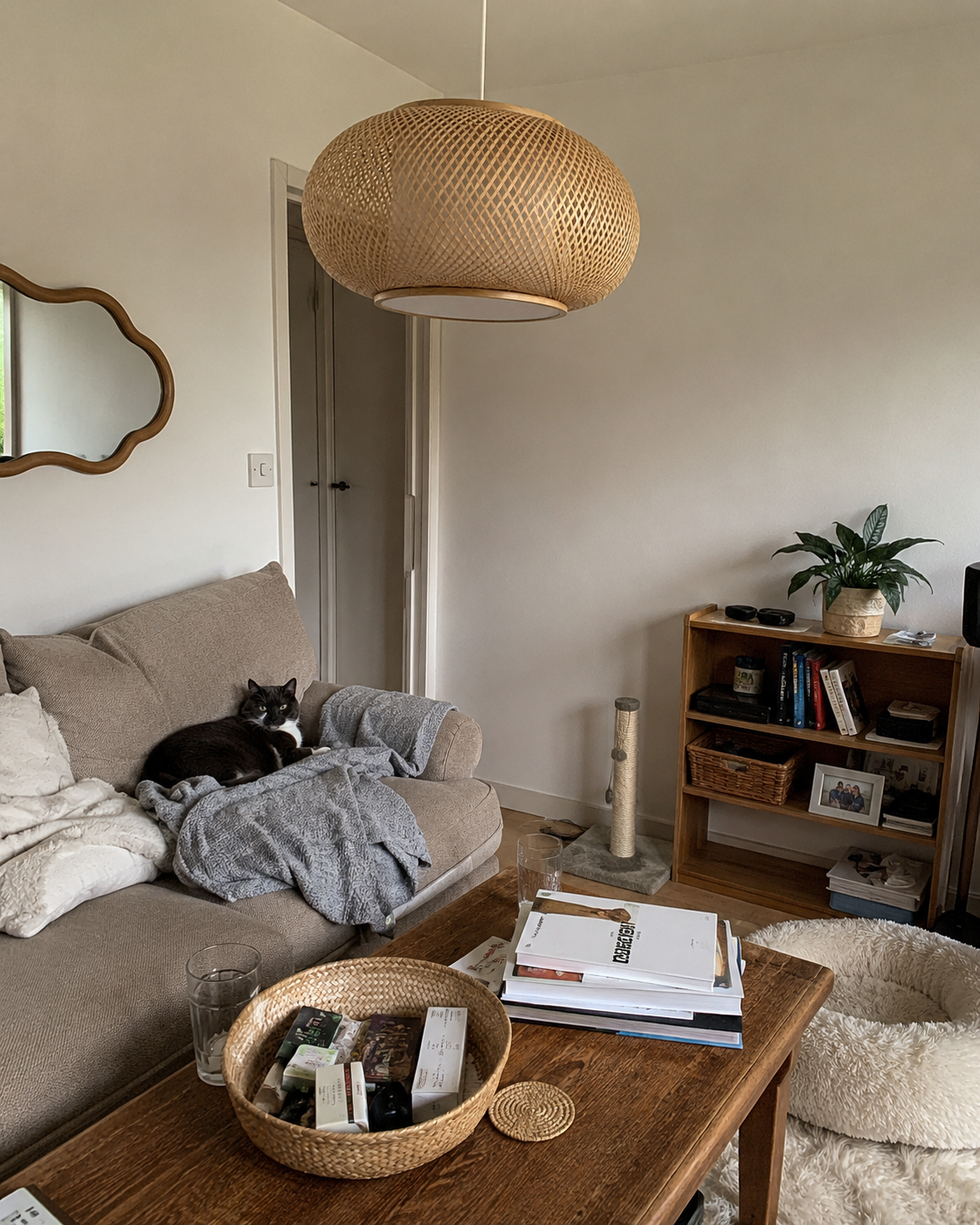 Tsuki | Japanese Woven Bamboo Pendant Light