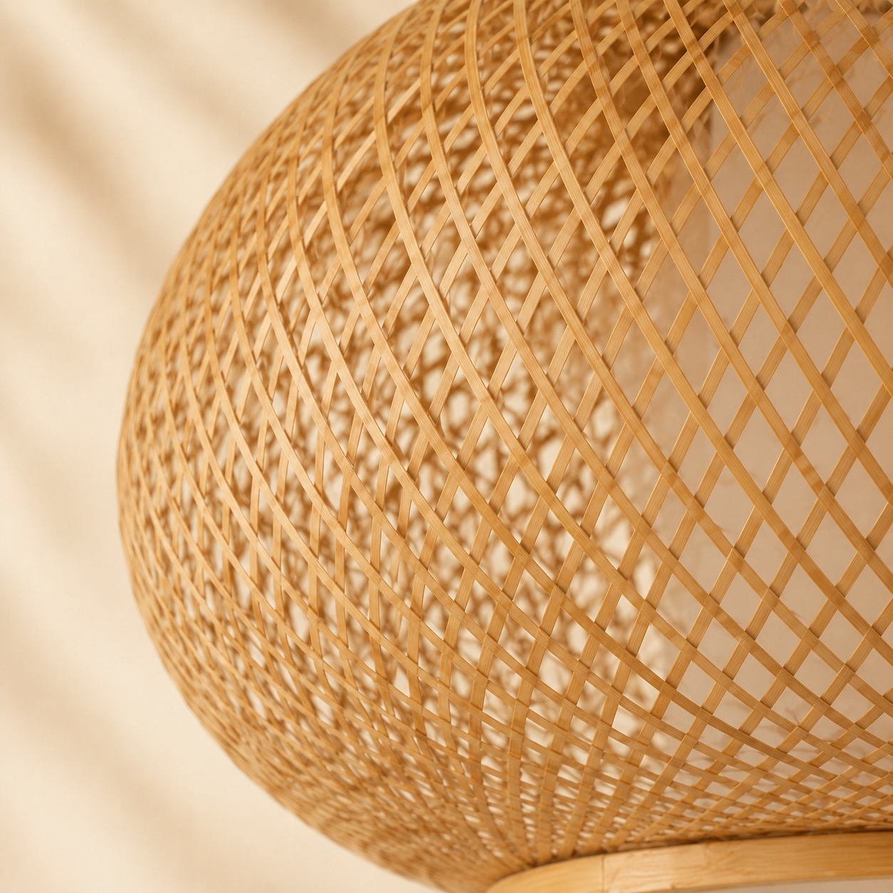 Tsuki | Japanese Woven Bamboo Pendant Light