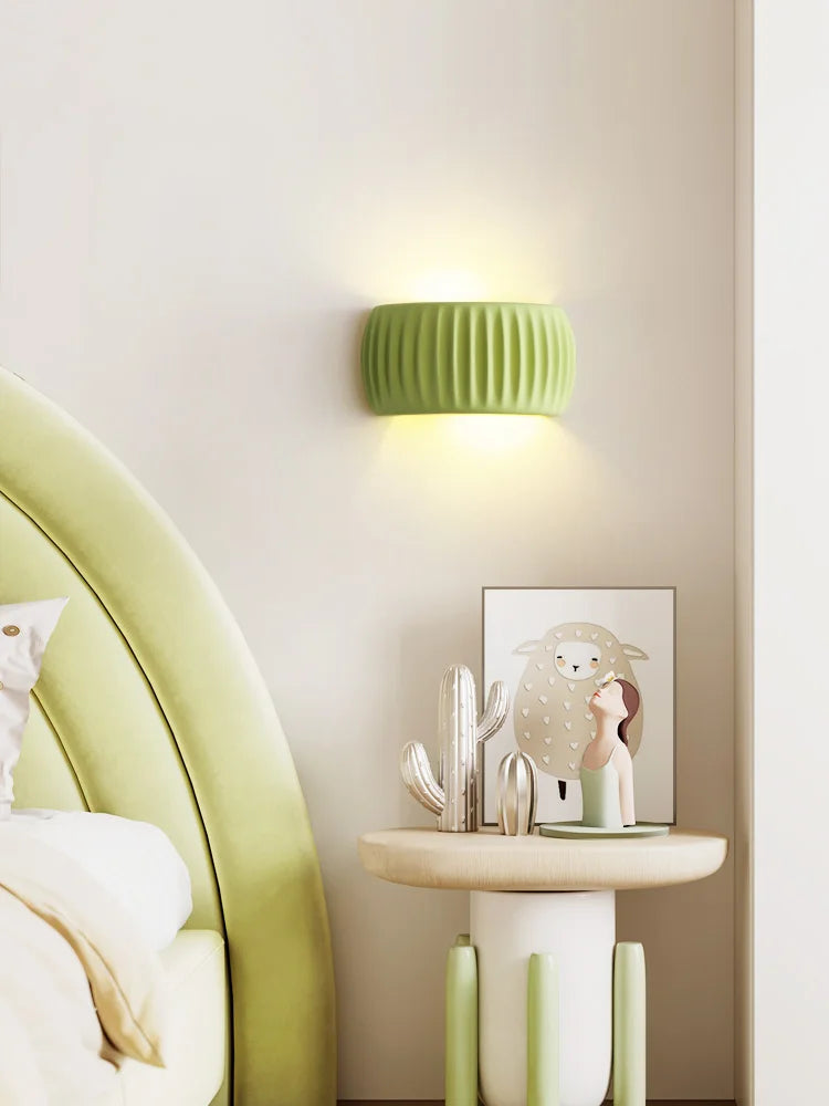 Gio | Modern French Resin Wall Lamp