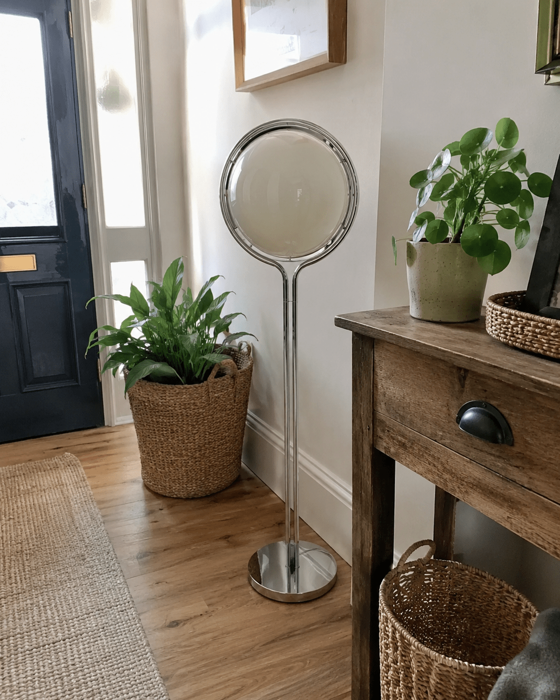 Callan | Bauhaus Acrylic Globe Floor Lamp - Luma House