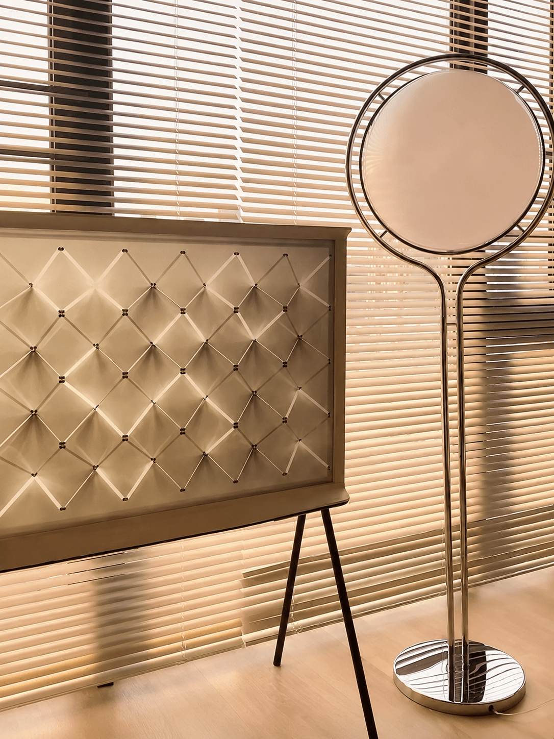 Callan | Bauhaus Acrylic Globe Floor Lamp - Luma House