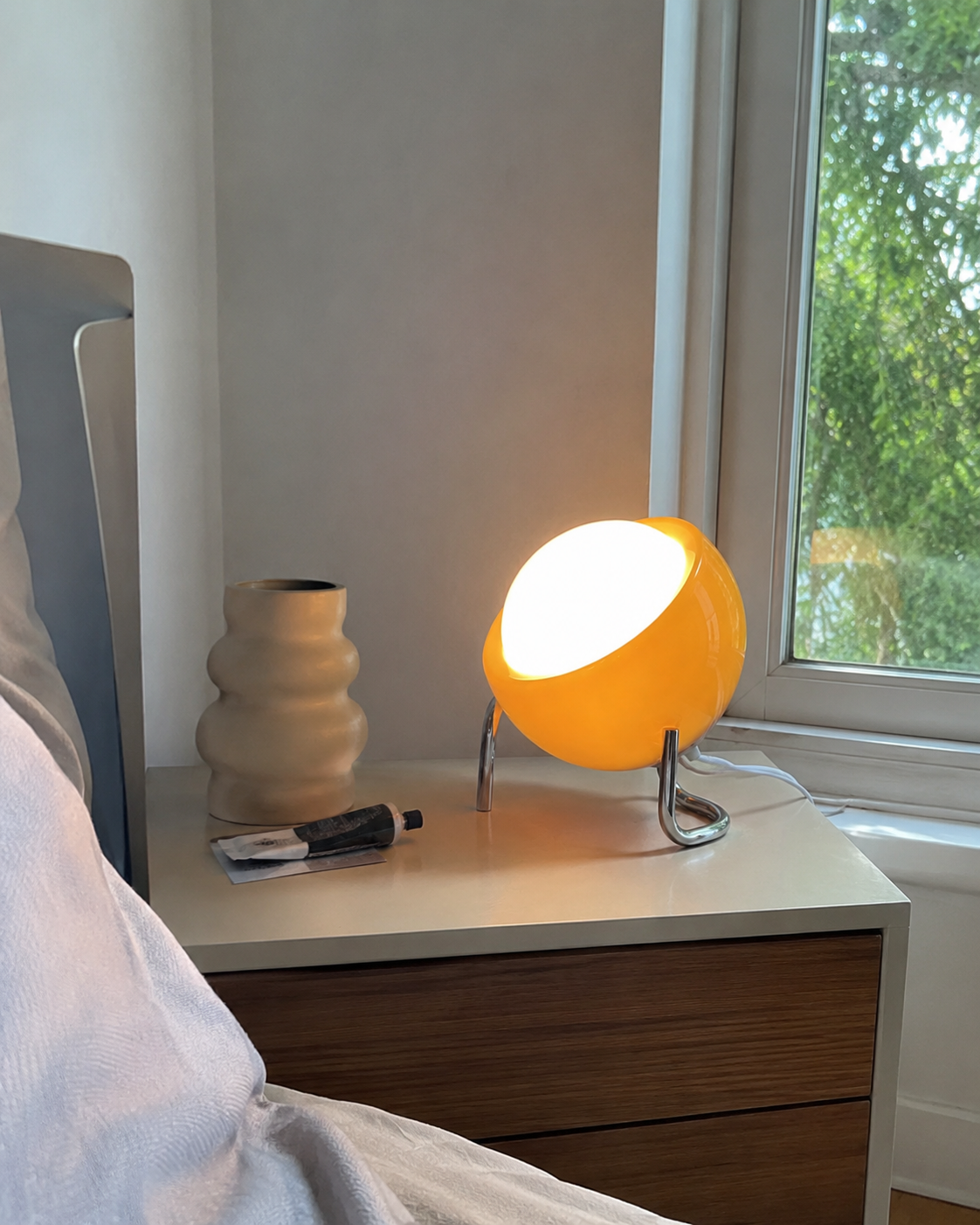 Coraline | Bauhaus Glass Globe Table Lamp
