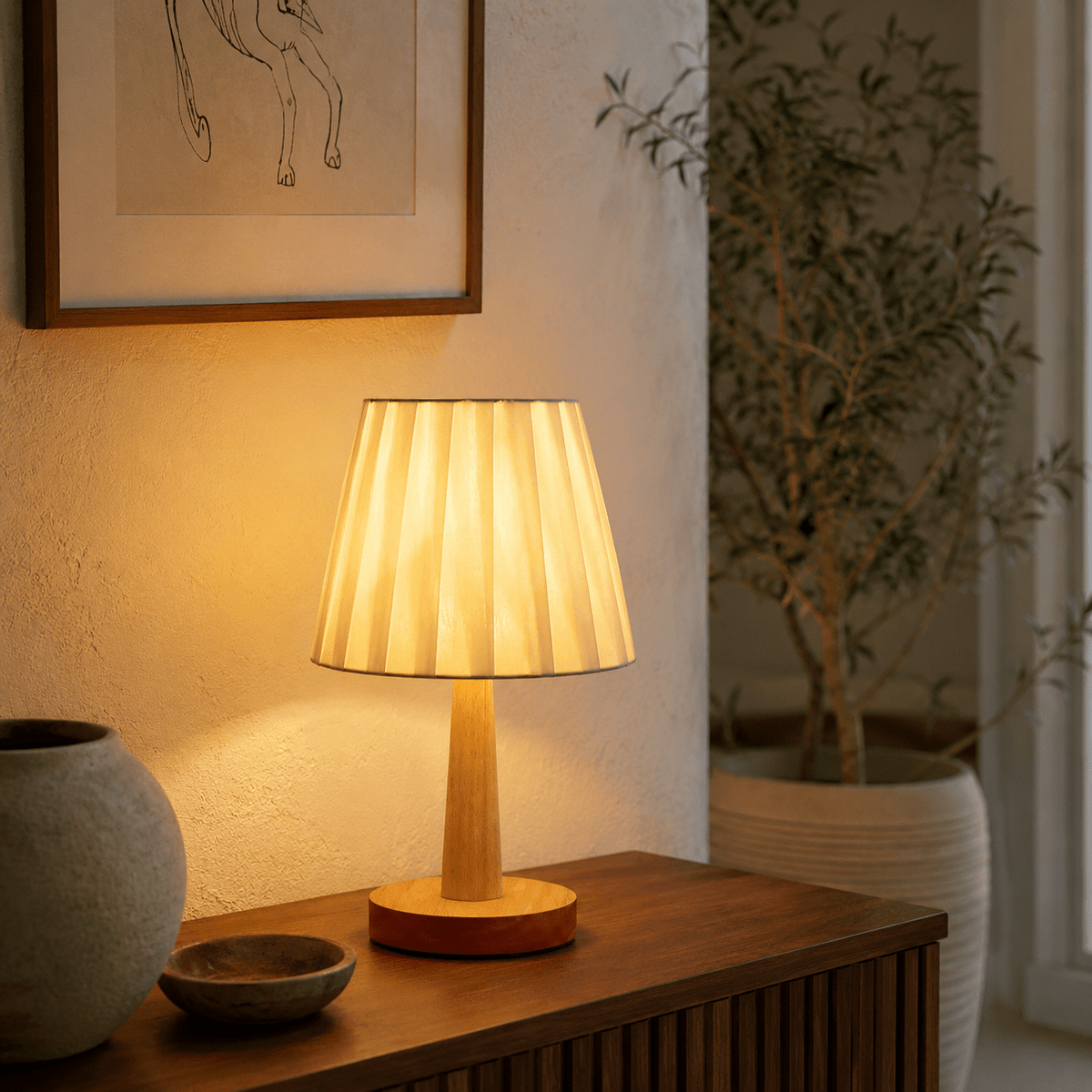 Flora | Nordic Wooden Bedside Lamp - Luma House