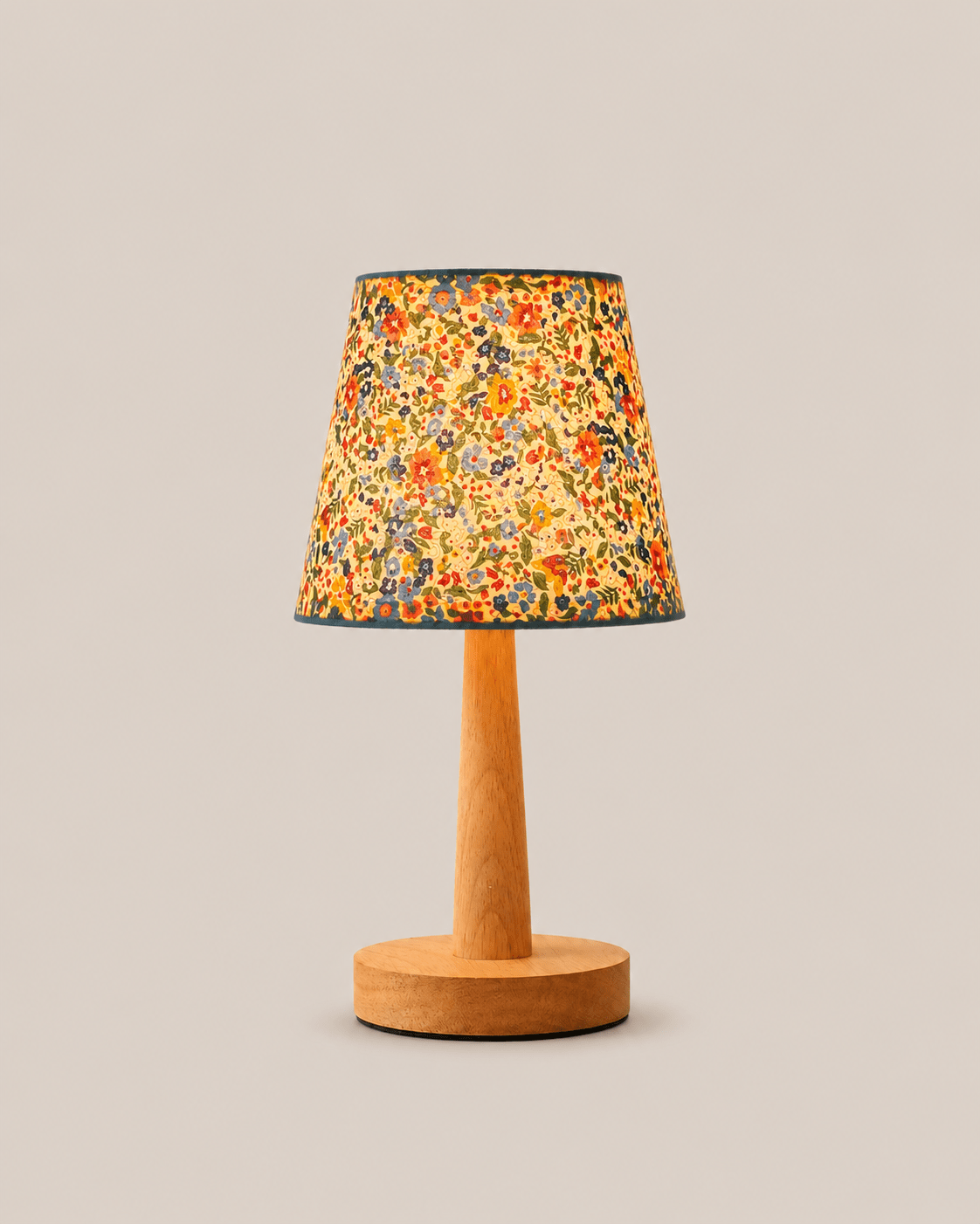 Flora | Nordic Wooden Bedside Lamp - Luma House