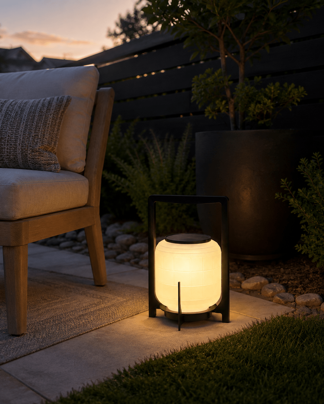 Hotaru | Solar Landscape Lantern - Luma House