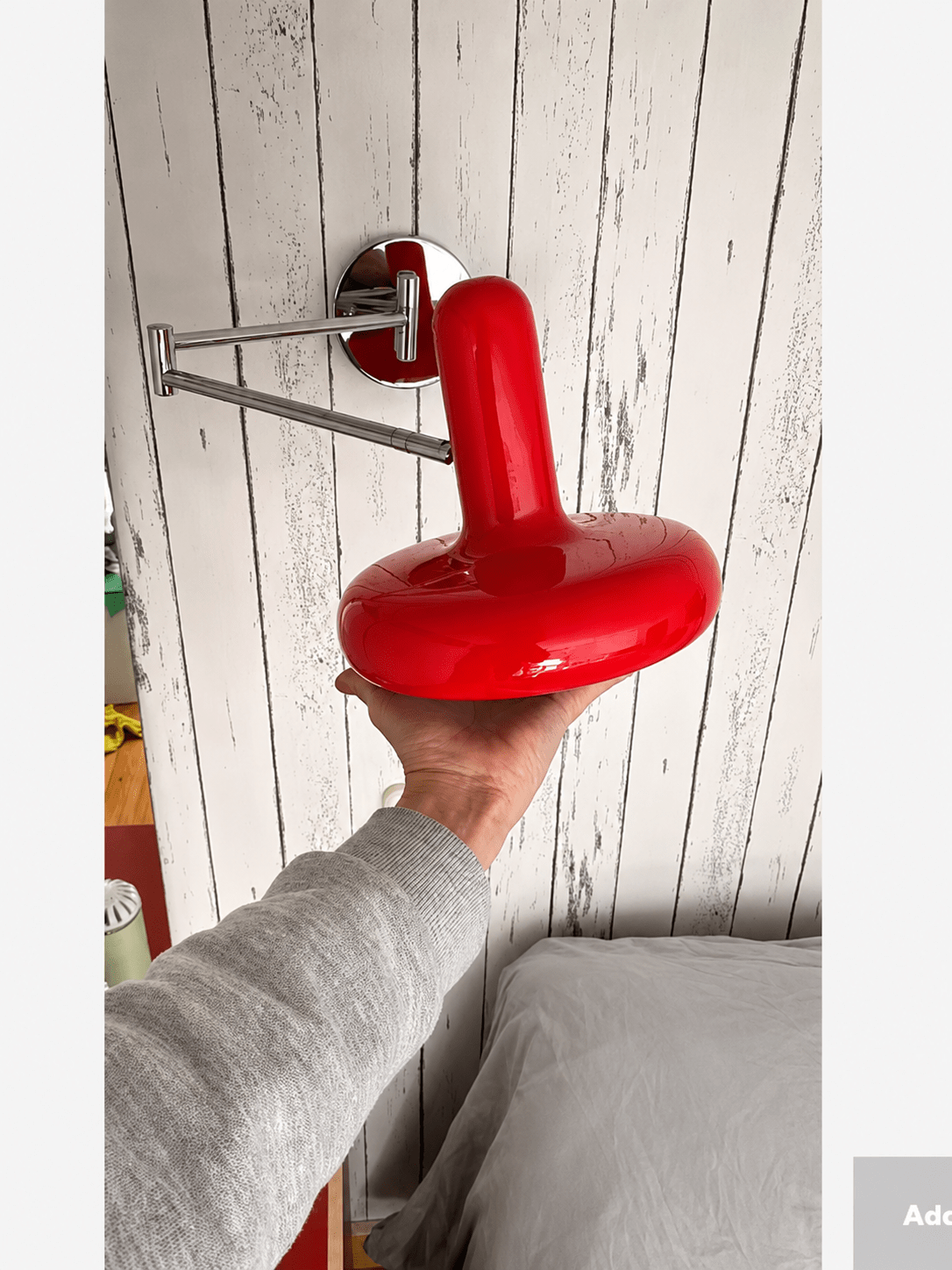 Leva | Swing Arm Wall Lamp Adjustable Reading Bedside Sconce - Luma House