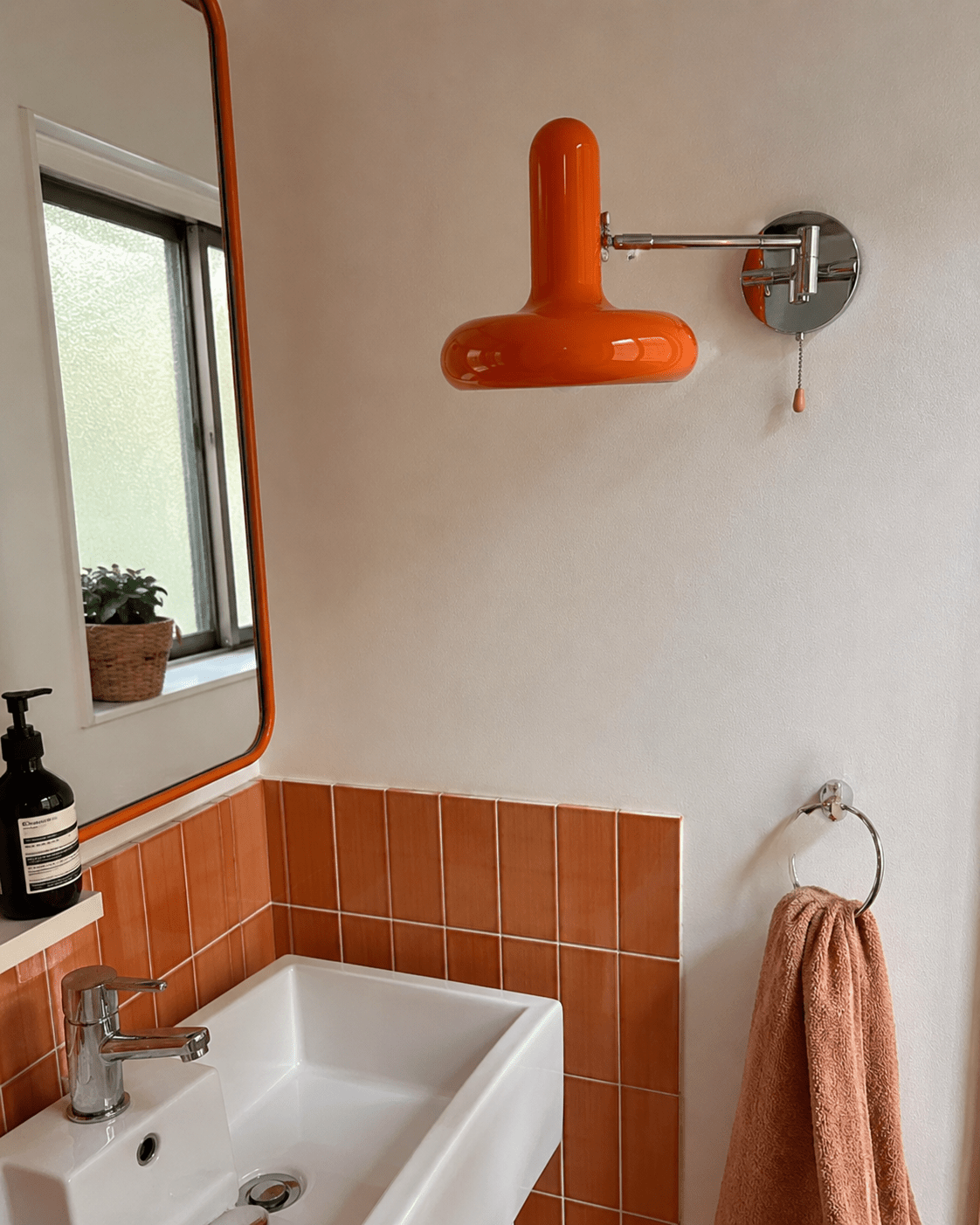 Leva | Swing Arm Wall Lamp Adjustable Reading Bedside Sconce - Luma House