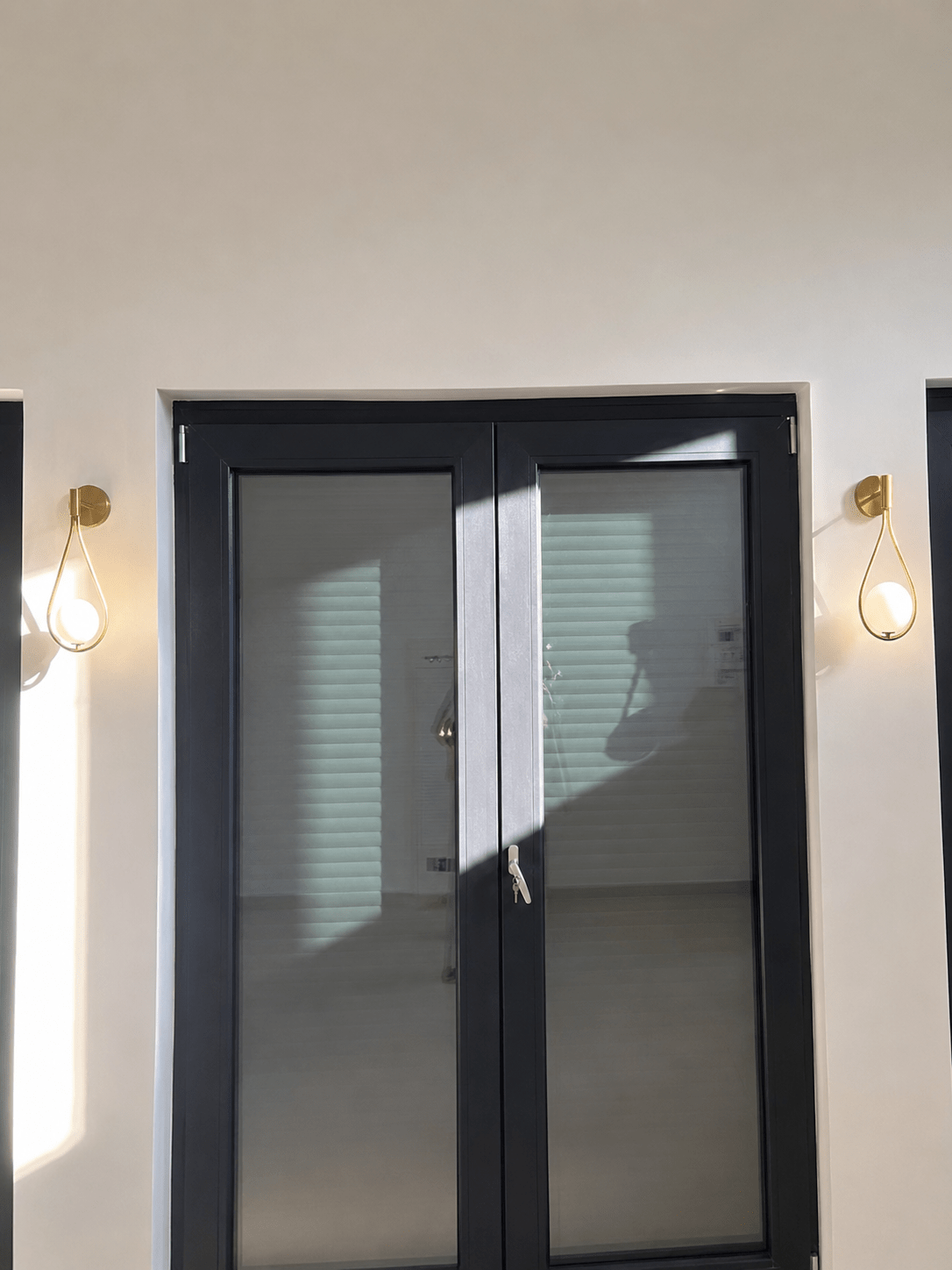 Luna |Drop Glass Ball LED Wall Sconce - Luma House