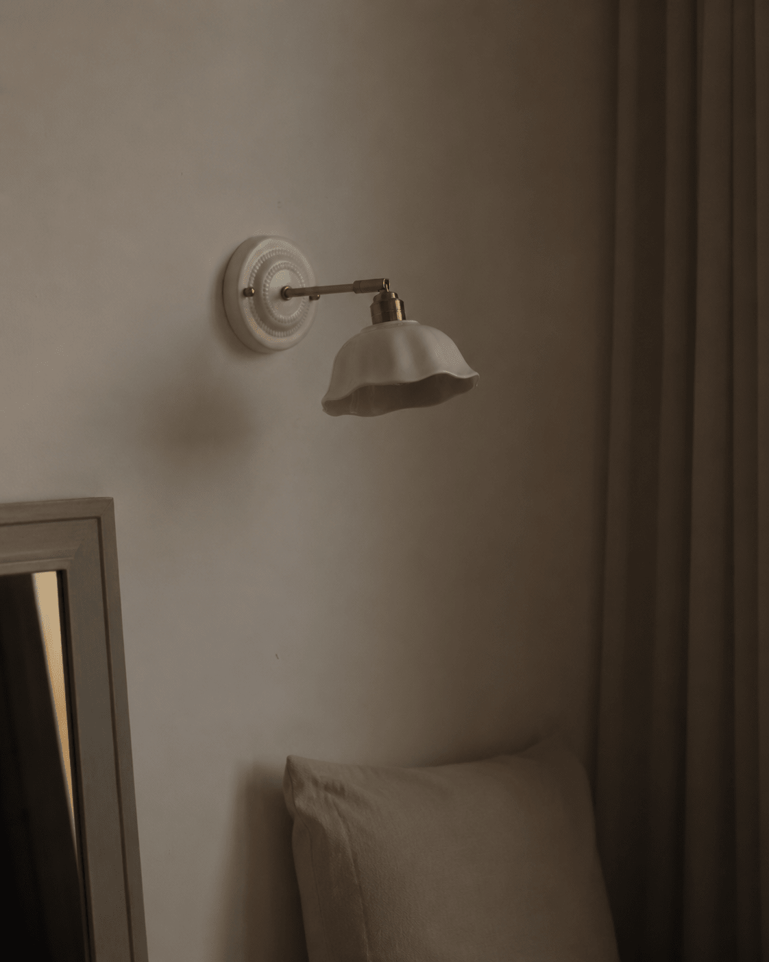 Margot | White Ceramic Copper Wall Sconce - Luma House