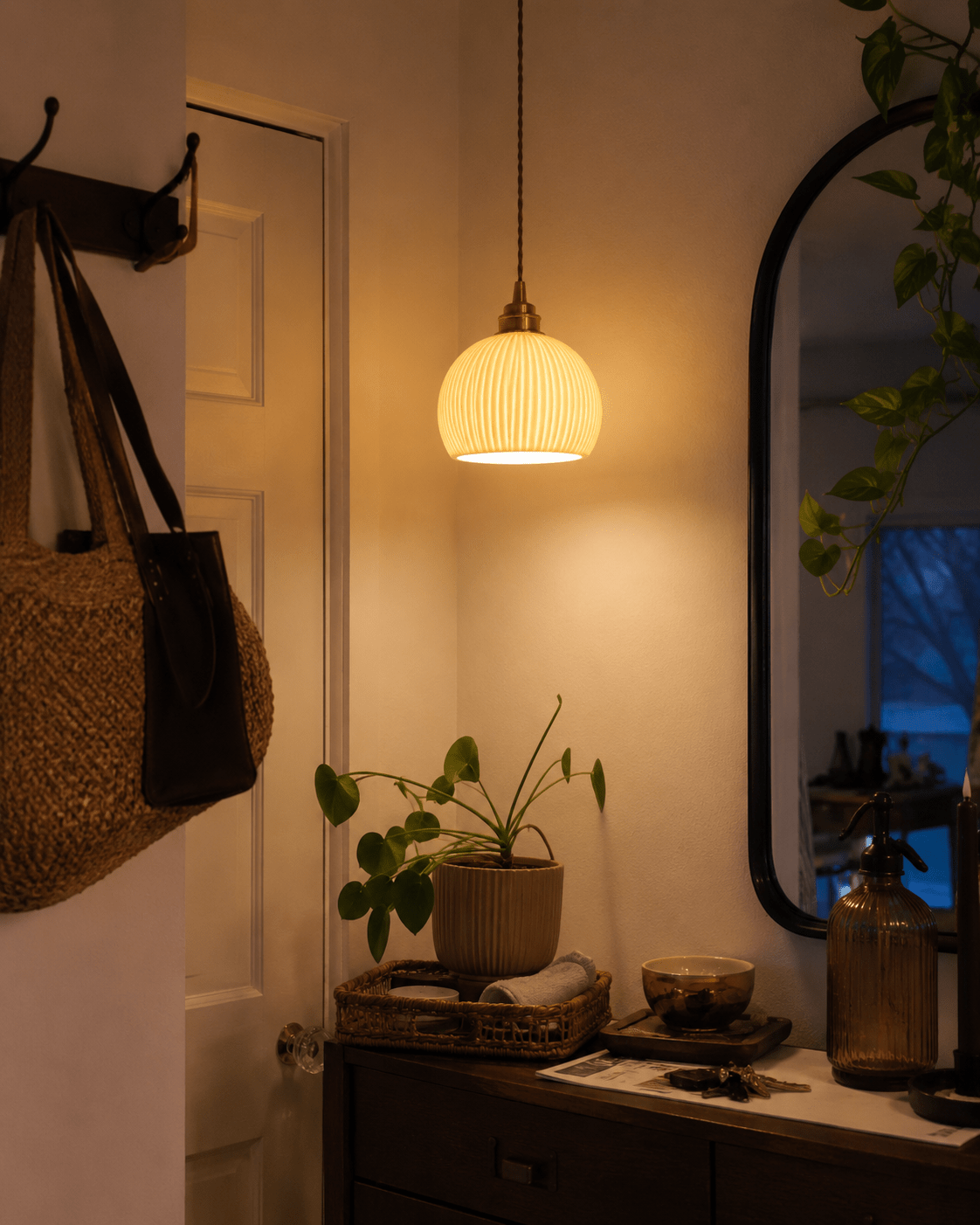 Mila | Ceramic Single-Head Sconce - Luma House