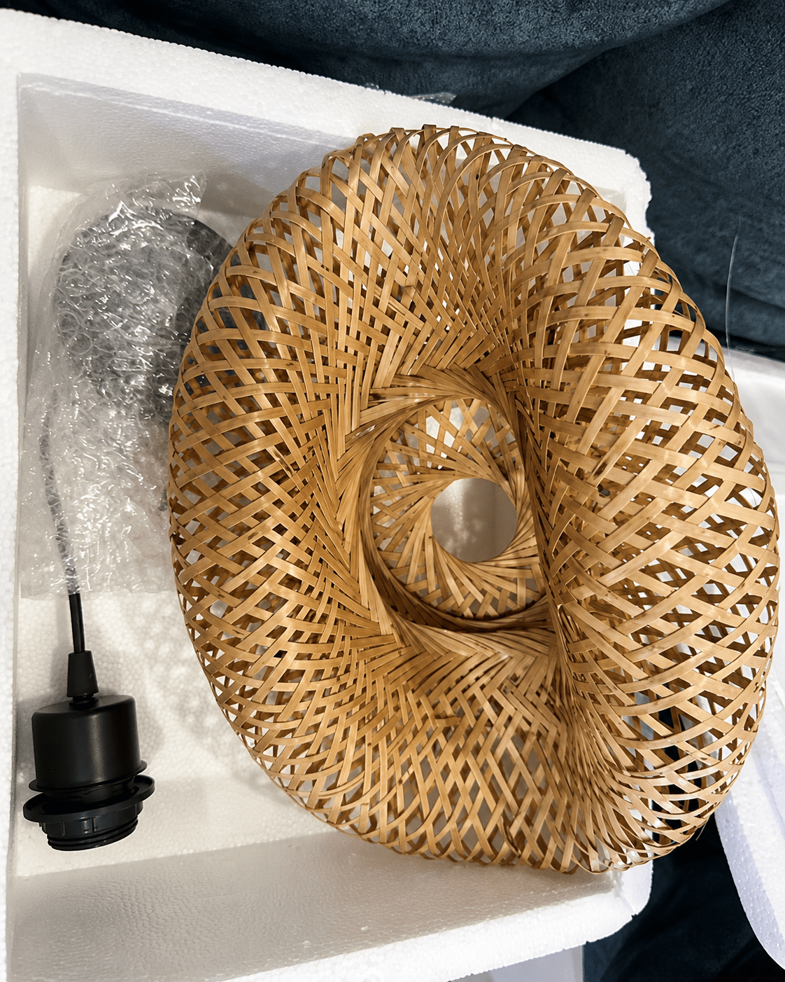 Nido | Woven Bamboo Pendant Light - Luma House