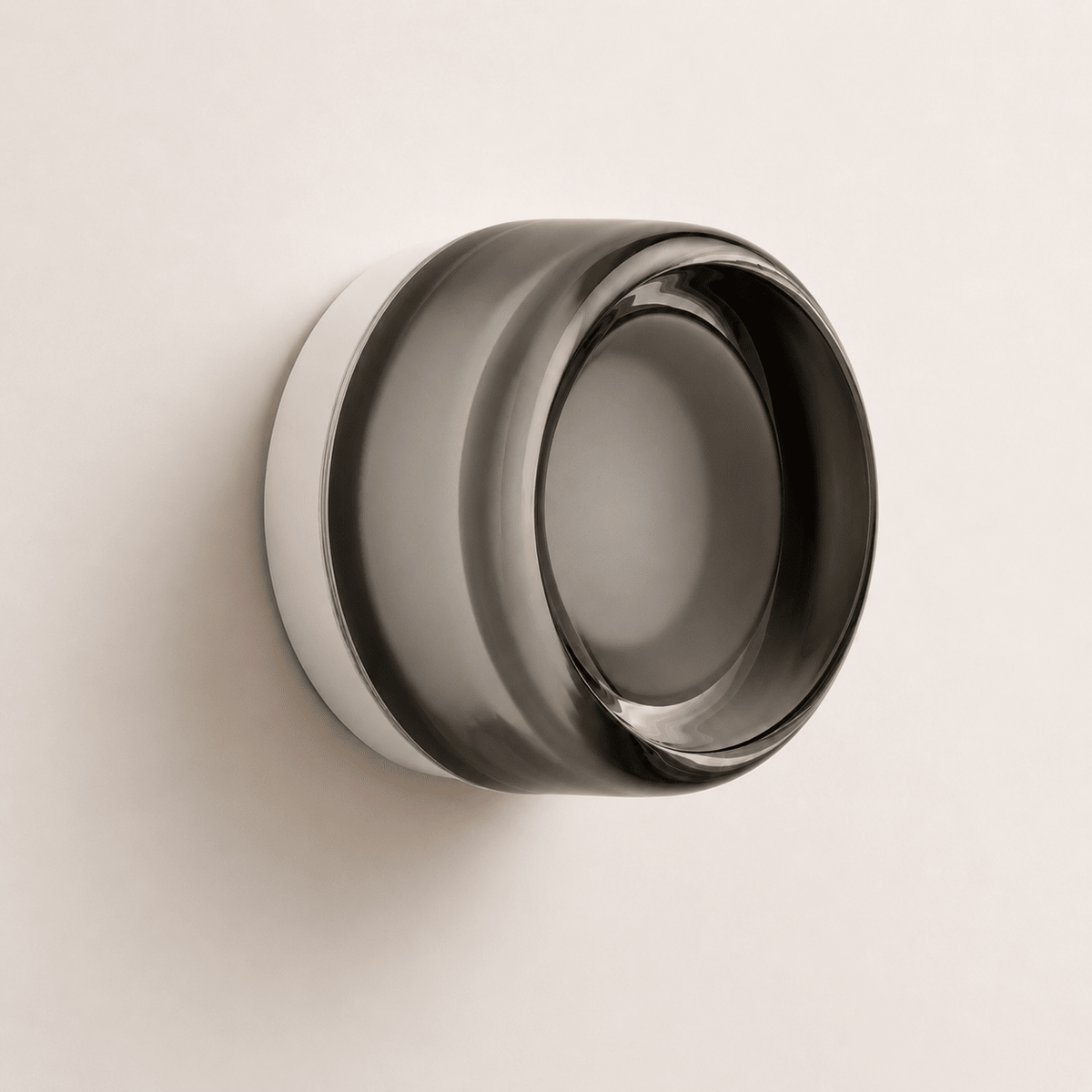 Noa | Round Glass Wall Sconce - Luma House