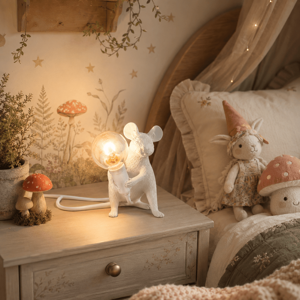 Otis | Mouse Resin Table Lamp - Luma House