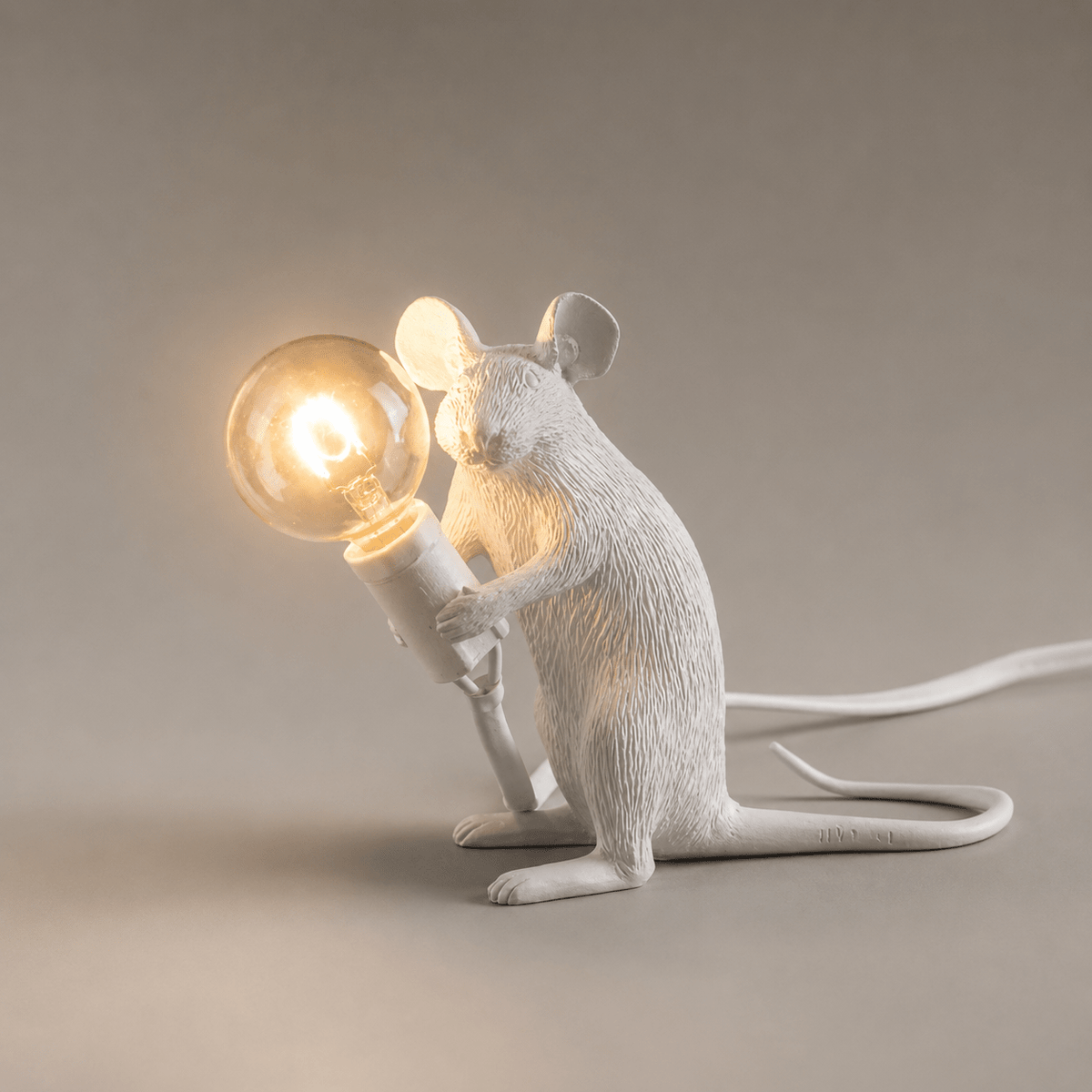 Otis | Mouse Resin Table Lamp - Luma House