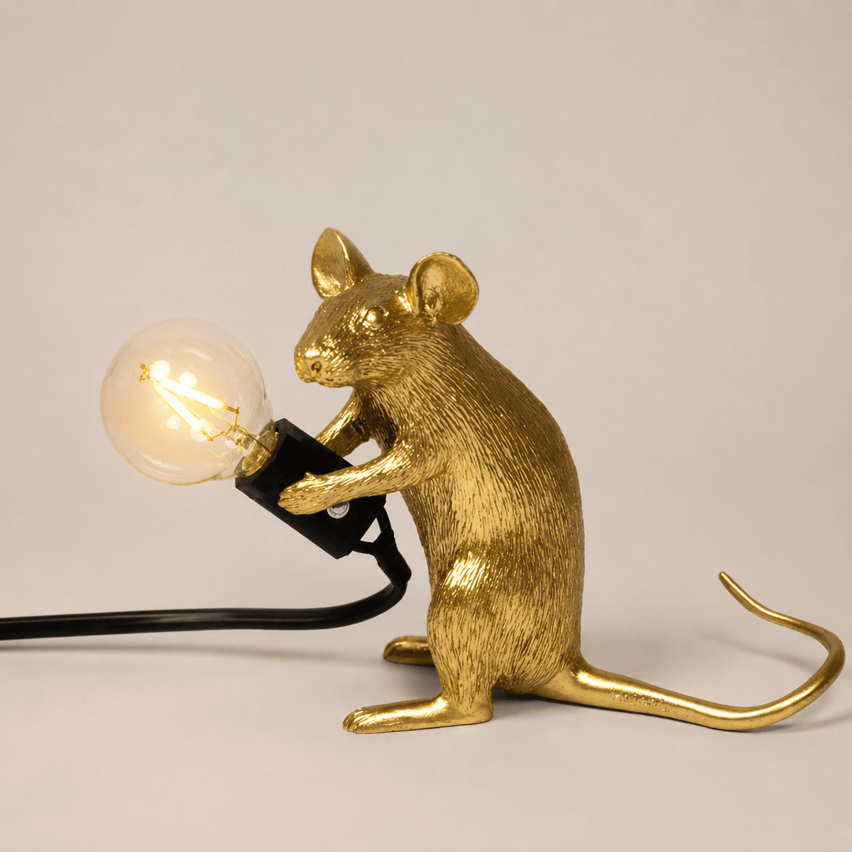 Otis | Mouse Resin Table Lamp - Luma House