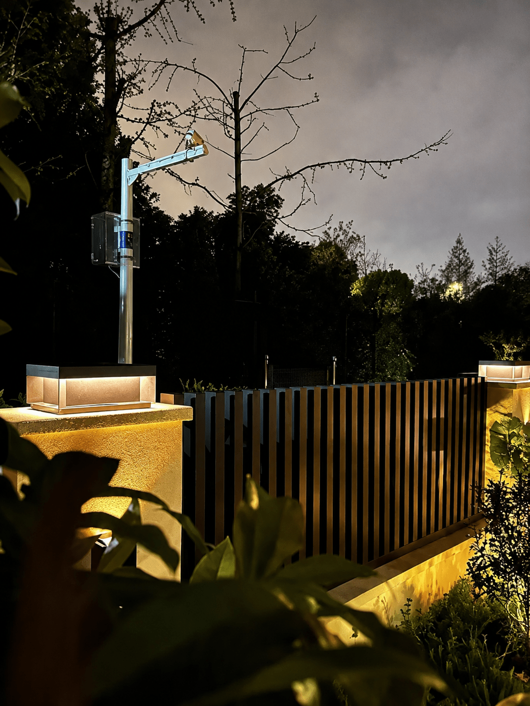 Rin | Solar Lawn Disc Light - Luma House